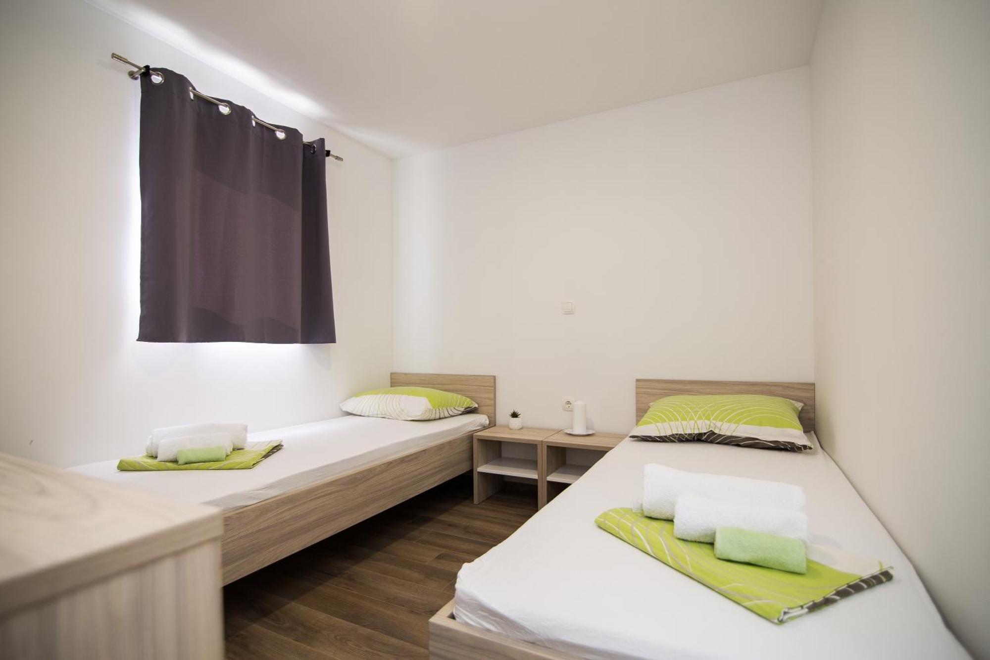 Luxury Mobile Homes Liza Biograd Na Moru Eksteriør billede
