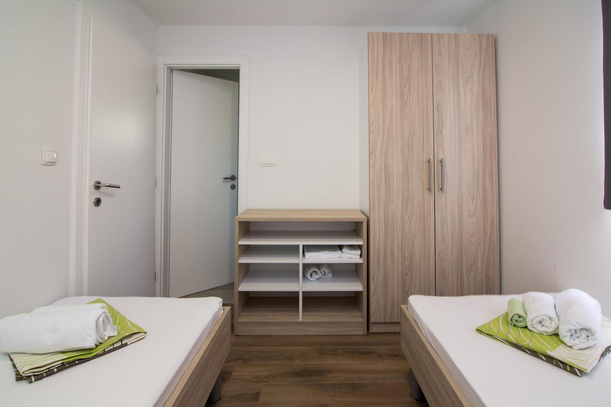 Luxury Mobile Homes Liza Biograd Na Moru Eksteriør billede