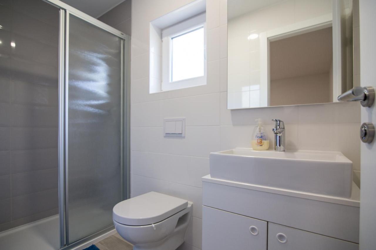 Luxury Mobile Homes Liza Biograd Na Moru Eksteriør billede